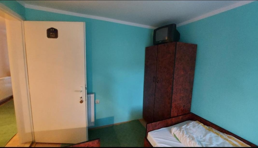 Domacinstvo Jolovic Otel Kraljevo Dış mekan fotoğraf