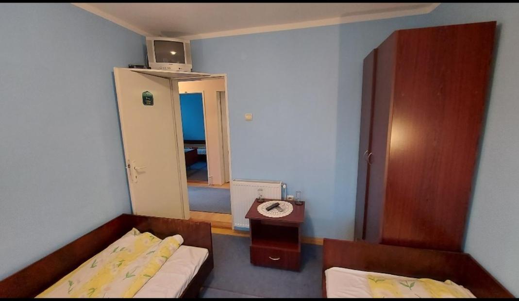 Domacinstvo Jolovic Otel Kraljevo Dış mekan fotoğraf