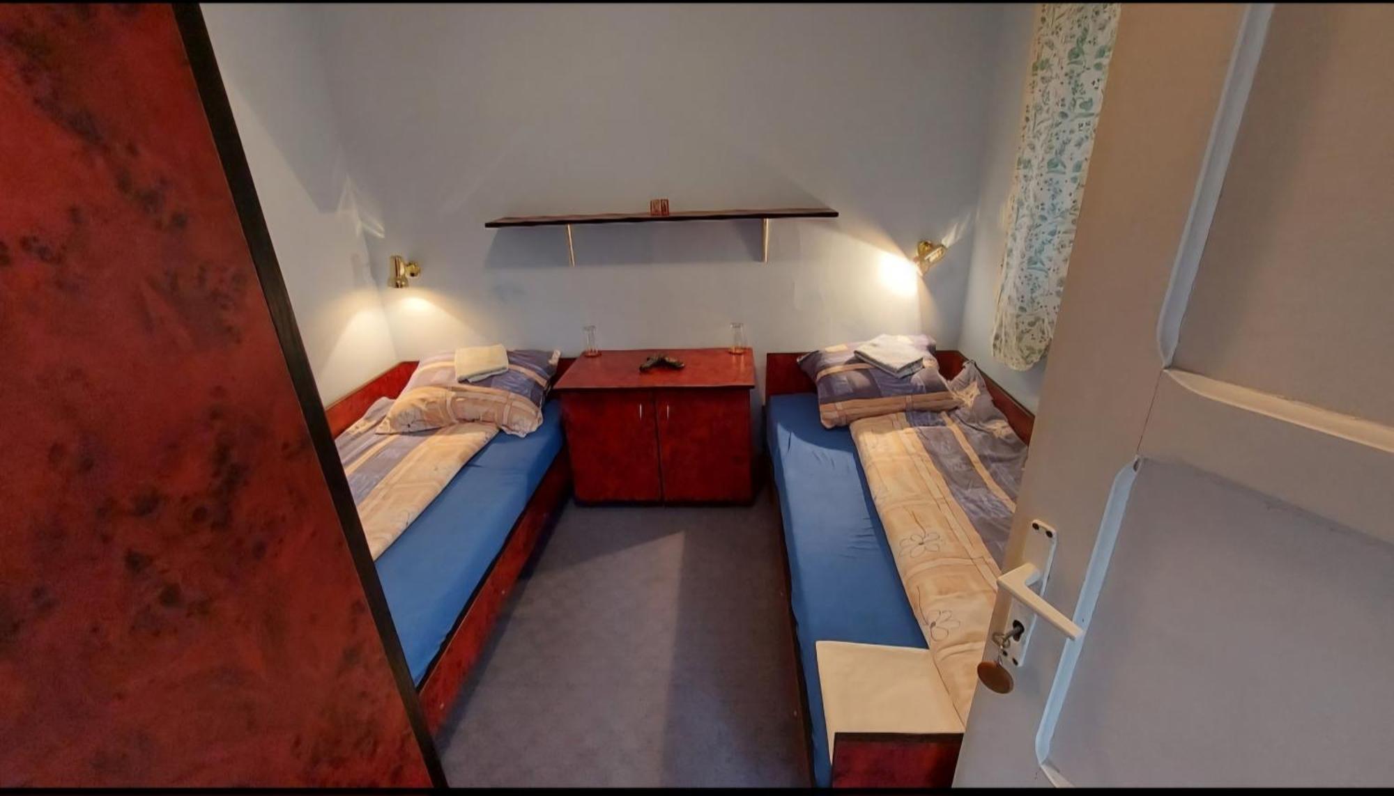 Domacinstvo Jolovic Otel Kraljevo Dış mekan fotoğraf